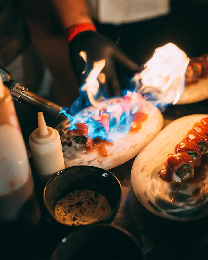 Four Seasons Isa bar sushi